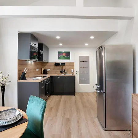 Antilope Im Wuermtal Apartment Grafelfing